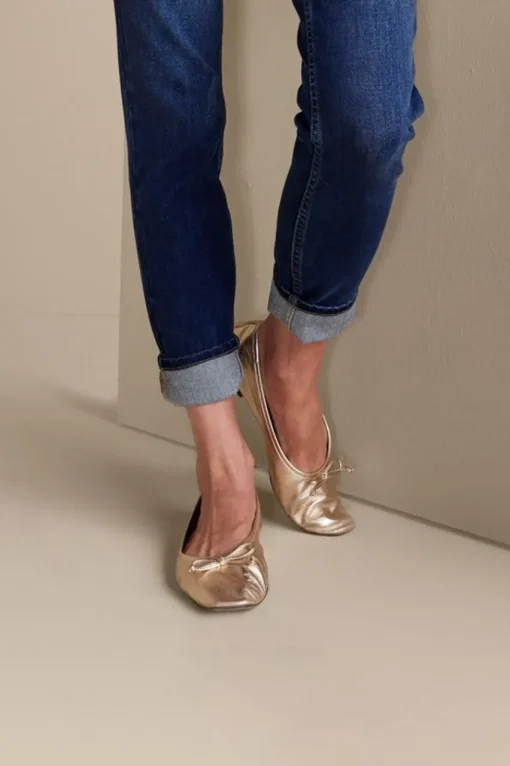 Soft Surroundings Schutz Arissa Bow Ballet Flat- Shoes