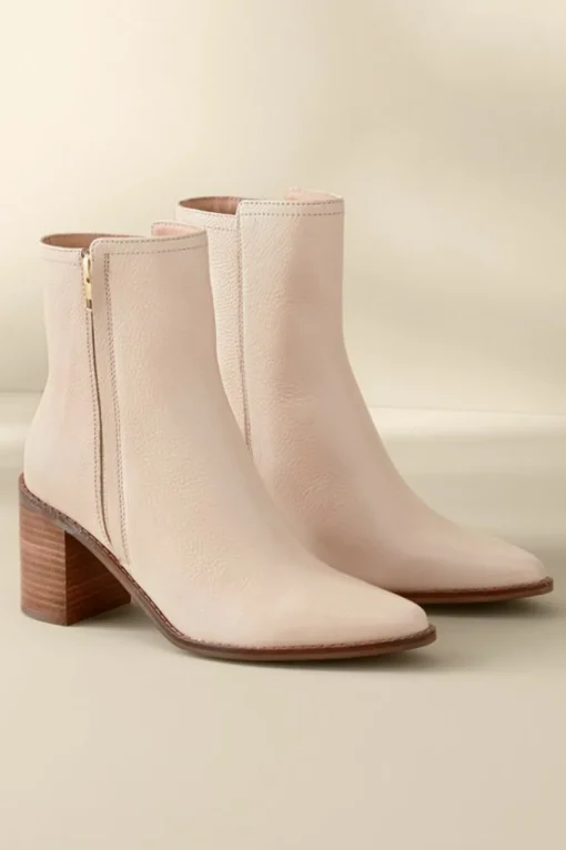 Soft Surroundings Seychelles Desirable Boot- Shoes